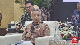 Menteri Keuangan (Menkeu) Suahasil Nazara dalam konferensi APBN KiTa di kantor Kemenkeu, Jakarta Pusat, Jumat (18/9).