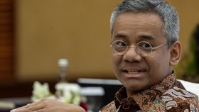 Indonesia's Finance Minister Suahasil Nazara gestures as he delivers his remarks during a budget briefing at the Finance Ministry in Jakarta, Indonesia, September 18, 2026. REUTERS/Willy Kurniawan