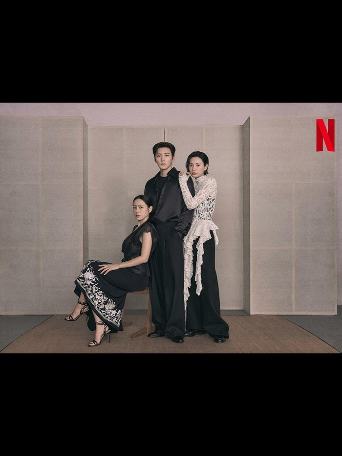 Beberapa pemain drama Korea The Scandal yakni Son Ye Jin, Ji Chang Wook, dan Nana