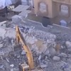 thumbnail video bangunan di gaza ambruk
