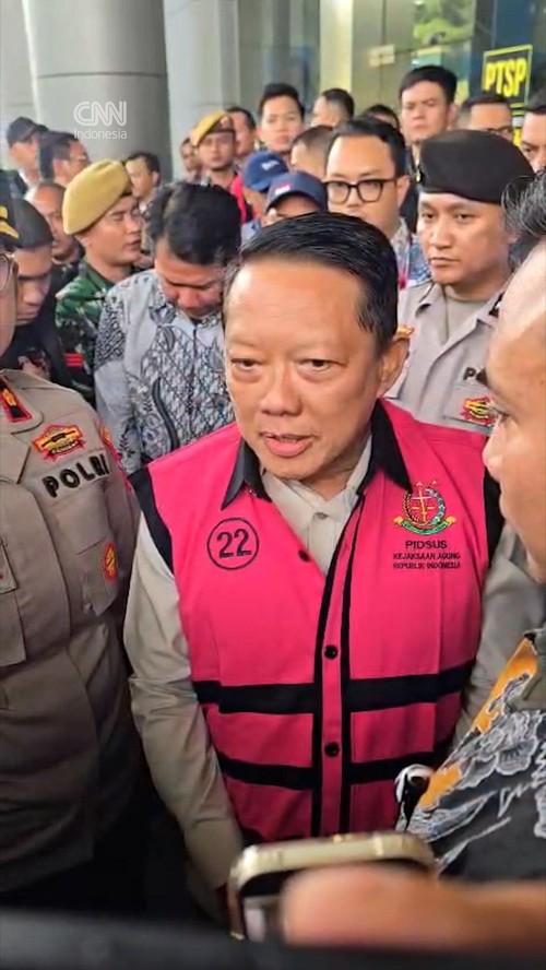 Febrie: Semua Perkara Besar Kita Ambil, Tapi Justru Kita Digergaji