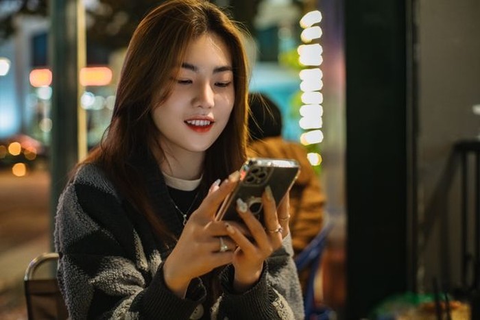 Arti di Balik Alasan Semakin Dewasa Makin Malas Angkat Telepon/Foto: Pexels.com/ hoang anh
