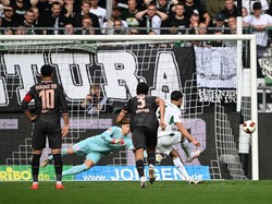 Hasil Gladbach Vs Mainz: Kevin Diks Gagal Penalti, Die Fohlen Kalah 3-4