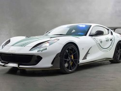 Dubai Beda Kasta, Polisi Wisatanya Tambah Ferrari 812