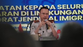 Direktur Jenderal Imigrasi Hendarsam Marantoko saat memberikan pengarahan kepada jajarannya di Jakarta, Selasa (9/6/2026). (ANTARA/HO Ditjen Imigrasi)