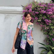 Get The Look: Ide Gaya Kebaya Kasual ala Enzy Storia yang Pas untuk Hangout