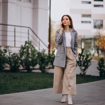 5 Kombinasi Warna yang Bikin Outfit Terlihat Elegan dan Berkelas