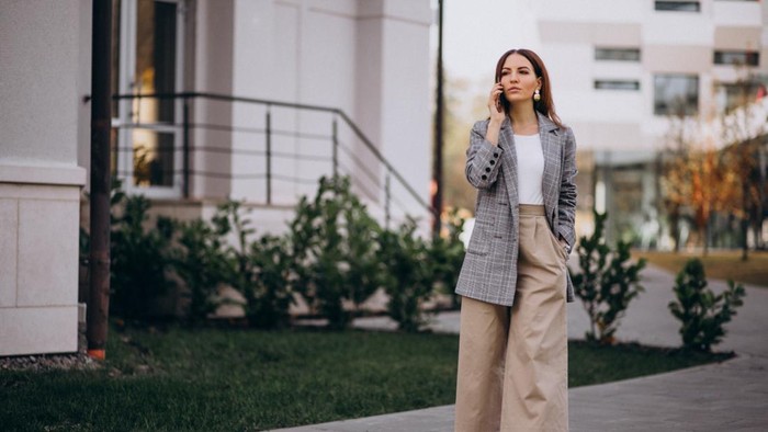 5 Kombinasi Warna yang Bikin Outfit Terlihat Elegan dan Berkelas