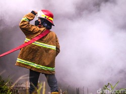 Asap Kebakaran Sampah di Tarakan Begitu Pekat, Sempat Dikira Kebakaran Gas