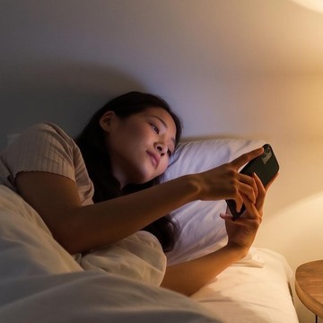 Sering Curhat ke AI? Riset Sebut Chatbot Mungkin Memang Didesain Bikin Candu