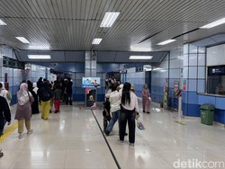 Sempat Diberlakukan Buka-Tutup, Stasiun Juanda Kembali Beroperasi Normal