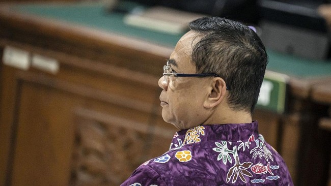 Bupati Pati nonaktif Sudewo menjalani sidang tuntutan kasus dugaan suap dan gratifikasi proyek Direktorat Jenderal Perkeretaapian (DJKA) Kementerian Perhubungan serta dugaan pemerasan dalam seleksi perangkat desa Kabupaten Pati di Pengadilan Tipikor,