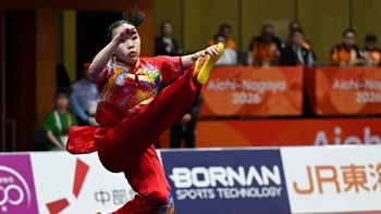 Pewushu Indonesia Eugenia Diva Widodo tampil pada final wushu nomor taolu changquan putri Asian Games Aichi-Nagoya 2026 di Aichi Prefectural Martial Arts Hall, Aichi, Jepang, Senin (21/9/2026). Eugenia Diva Widodo berhasil meraih medali perunggu deng
