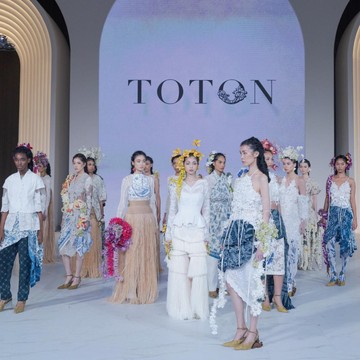 Fashion Nation 20th Edition Dibuka Meriah dengan Koleksi Mel Ahyar Archipelago dan TOTON