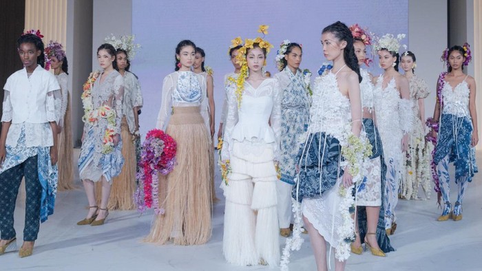 Fashion Nation 20th Edition Dibuka Meriah dengan Koleksi Mel Ahyar Archipelago dan TOTON