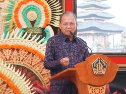 Cegah Pungli, Wayan Koster Dorong Digitalisasi Layanan Publik di Bali
