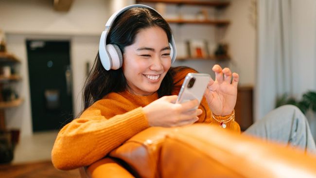 Bukan WhatsApp-Telegram, Gen Z Kini Kirim Pesan dengan Cara ala Merpati