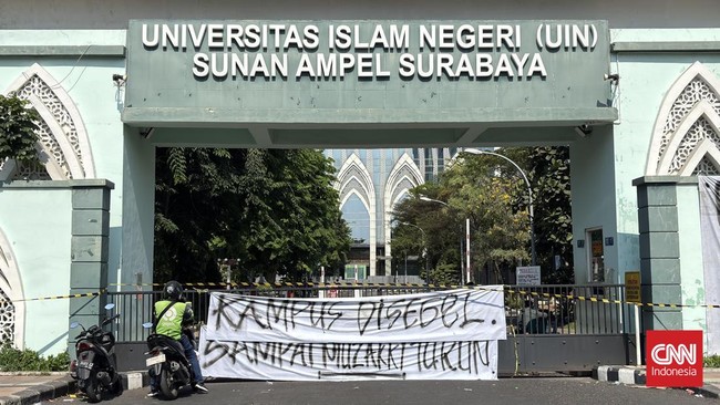 Rektor UINSA Surabaya, Prof Akh Muzakki, disebut telah mengundurkan diri setelah demonstrasi mahasiswa.
