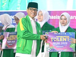 Maksimalkan Potensi Desa, Mendes PDT Ajak Mahasiswa UMJ Jadi Pengusaha