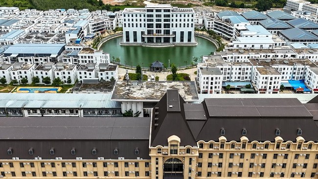 A drone view of the site of Legend Innovation Co., Ltd., also known as Meun Chey Commercial City or Legend Park, linked to online scam operations and forced labour abuses, in Tbong Wat village, Krabao commune, Komchay Mea district, Prey Veng province