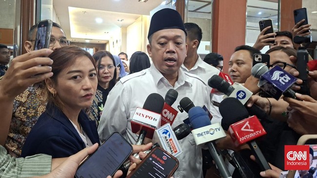 Menteri ATR/BPN, Nusron Wahid mengungkap kekesalannya saat dicecar wartawan soal evaluasi di lembaga yang ia pimpin usai kasus dugaan suap pengurusan Hak Guna Bangunan (HGB) PT Summarecon.