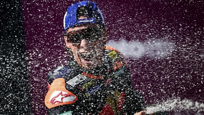 MotoGP - Austrian Grand Prix - Red Bull Ring, Spielberg, Austria - September 20, 2026Red Bull KTM Factory Racing's Pedro Acosta celebrates with champagne on the podium after winning the MotoGP race REUTERS/Christian Bruna