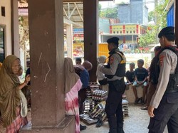 Pemuda di Mamuju Cekik Ibu Kandung, Kakak Lerai Ikut Dipukul