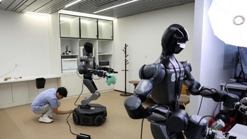 China Buka Loker Latih Robot Kerja ala ART, Dibayar Rp16 Juta Sebulan