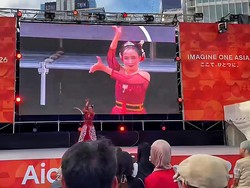 Cerita Gadis Sukabumi Menari Jaipong di Jepang dengan Kaki Berdarah