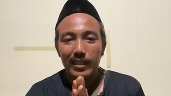 Permintaan Maaf Pria Bergolok saat Keributan Ibadah GKPI Tangerang