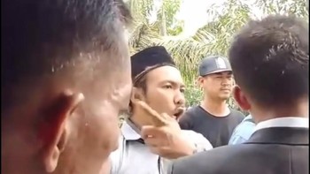 Viral Pengrebekkan Pembubaran Ibadah Jemaat GKPI di Tangerang