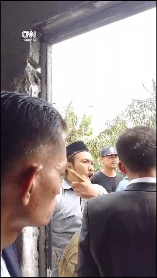 Viral Pengrebekkan Pembubaran Ibadah Jemaat GKPI di Tangerang