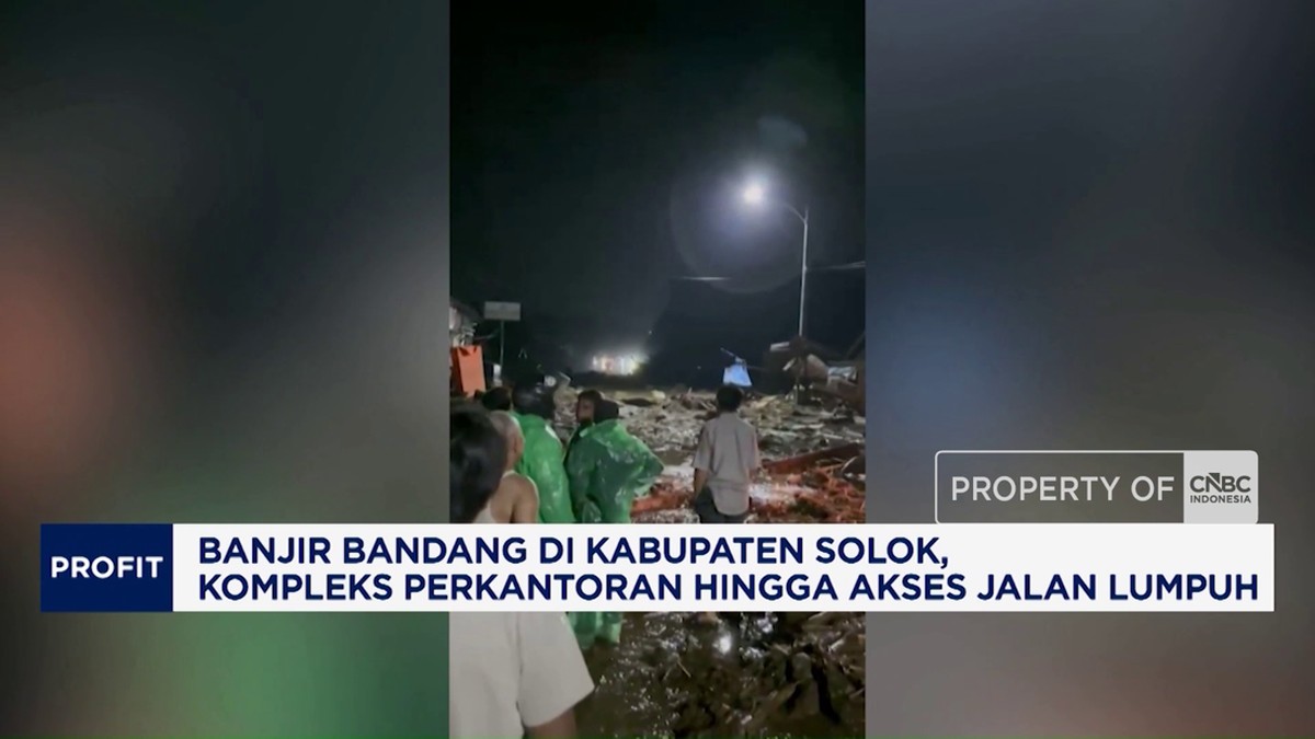 Banjir Bandang di Kabupaten Solok, Perkantoran hingga Jalan Lumpuh