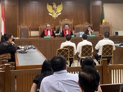 4 Terdakwa Kasus Korupsi LPEI Rp 992 M Divonis 6 hingga 9 Tahun Penjara