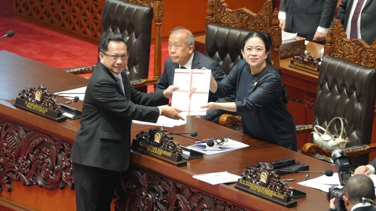 Sah, UU 15 Kabupaten/Kota Kalimantan Perkuat Kepastian Hukum Pemda
