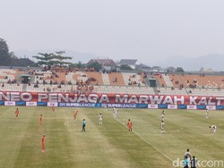 Borneo FC Tak Akan Turunkan Harga Tiket Meski Sepi Penonton