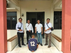 Pria di Jambi Tikam Keponakan karena Tak Terima Ditegur Makan Berserakan