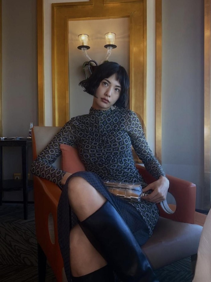 Soal asmara, saat ini Nana tengah menjalin hubungan dengan seorang model lebih muda bernama Chae Jong Seok. Keduanya diketahui menjalin hubungan setelah membintangi MV dari Baek Ji Young berjudul 'That's Right'./ foto: instagram.com/jin_a_nana