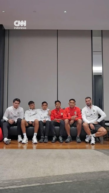 Enam pemain Persija Jakarta dan dua pemain Persib Bandung membuat aksi kocak dan hangat pada Selasa (22/6).