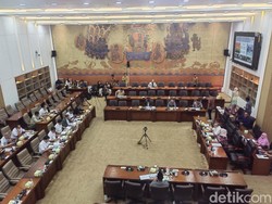 Tok! DPR Restui Impor KRL Bekas Jepang