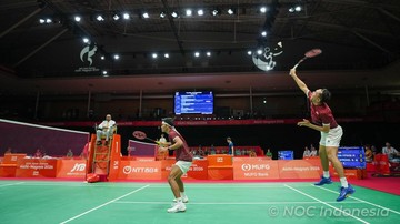 Update Eksklusif Olahraga CNN : Hasil Asian Games: Fajar/Fikri Menang, Indonesia vs Thailand 1-1