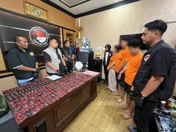 Sejoli Pasok Pod Getar Jaringan Malaysia di Medan, Disembunyikan dalam Jam