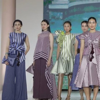 7 Potret 'After Five' dari Artkea Stripes di Koleksi CONVERGE Fashion Nation 2026