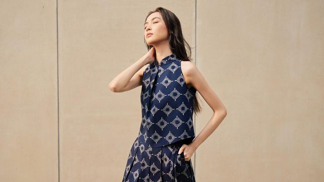 6 Brand Lokal yang Jual Batik Motif Modern
