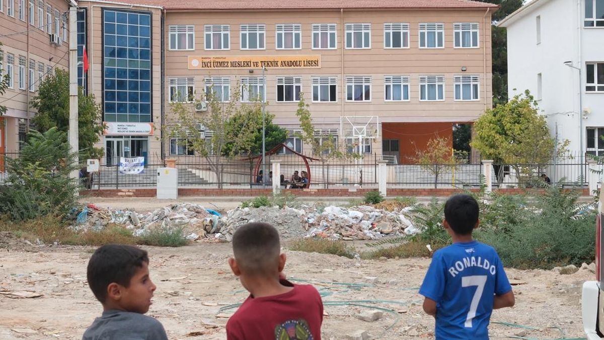 FOTO: Penembakan di Sekolah Turki Terjadi Lagi, 5 Luka 1 Kritis