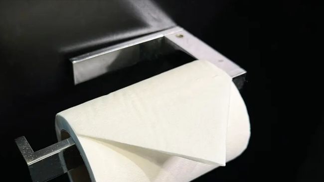 Ini Alasan Tisu Toilet Hotel Dilipat Segitiga