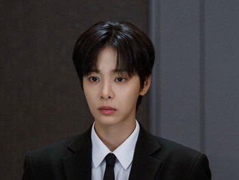Sementara itu, kamu bisa menyaksikan penampilan terbaru Seol In Ah di Love in Disguise pada 19 Oktober 2026 mendatang ya, Beauties!/ Foto: instagram.com/tvn_drama