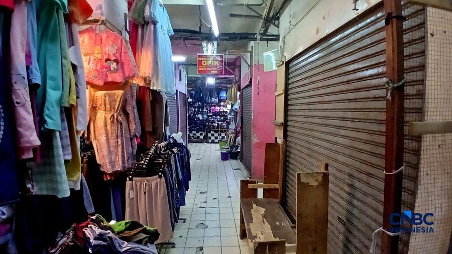 Suasana lengang perdagangan di Pasar Pondok Labu, Jakarta Selatan, Rabu (23/9/2026). Suasana lengang perdagangan di Pasar Pondok Labu, Jakarta Selatan, Rabu (23/9/2026).