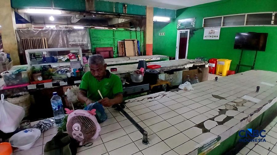 Suasana lengang perdagangan di Pasar Pondok Labu, Jakarta Selatan, Rabu (23/9/2026). Suasana lengang perdagangan di Pasar Pondok Labu, Jakarta Selatan, Rabu (23/9/2026).