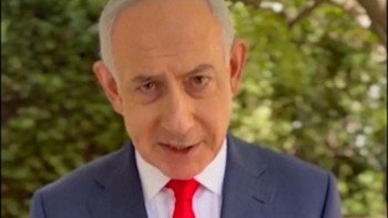 Perdana Menteri Israel Benjamin Netanyahu tetap melanjutkan perjalanan ke New York, Amerika Serikat (AS), meskipun diancam akan ditangkap oleh Wali Kota New York Zohran Mamdani.